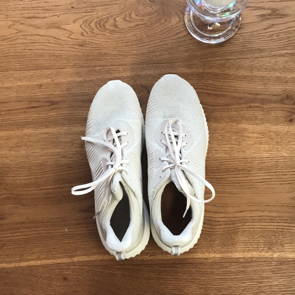 Adidas Grey AlphaBounce - Picture 2 of 8